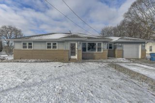 9046 Kleinman Road, Highland, IN 46322