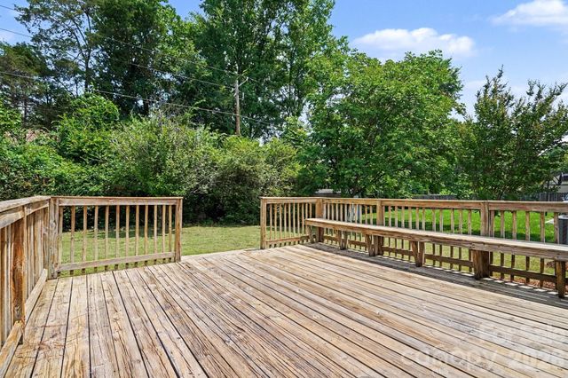 7518 Prindle Lake Drive, Charlotte, NC 28227