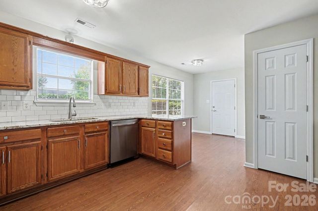 7518 Prindle Lake Drive, Charlotte, NC 28227