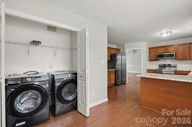 7518 Prindle Lake Drive, Charlotte, NC 28227
