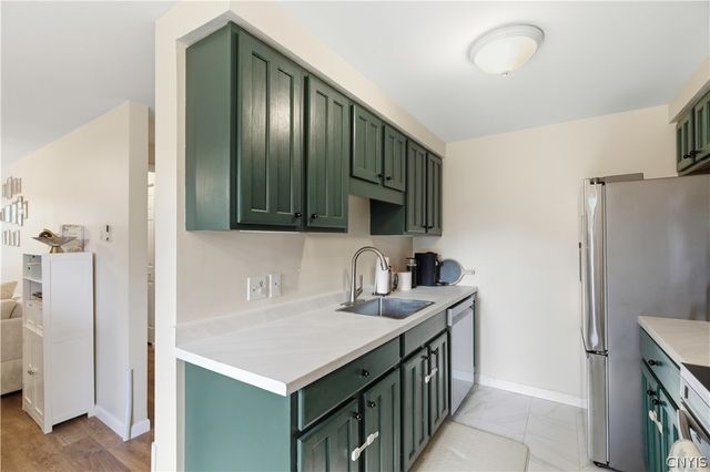 295 Watertree Drive, Dewitt, NY 13057