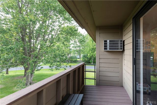 295 Watertree Drive, Dewitt, NY 13057
