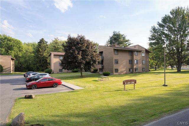 295 Watertree Drive, Dewitt, NY 13057