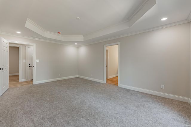 8422 Lancaster Drive, Newburgh, IN 47630