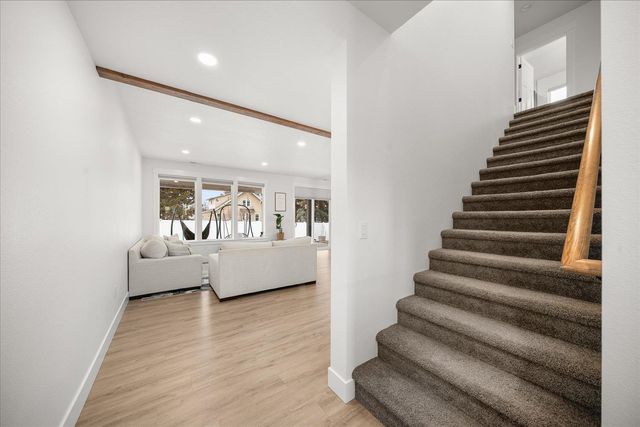 1210 S Torning Ln, Spokane Valley, WA 99037