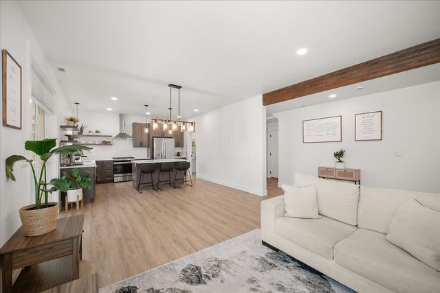 1210 S Torning Ln, Spokane Valley, WA 99037
