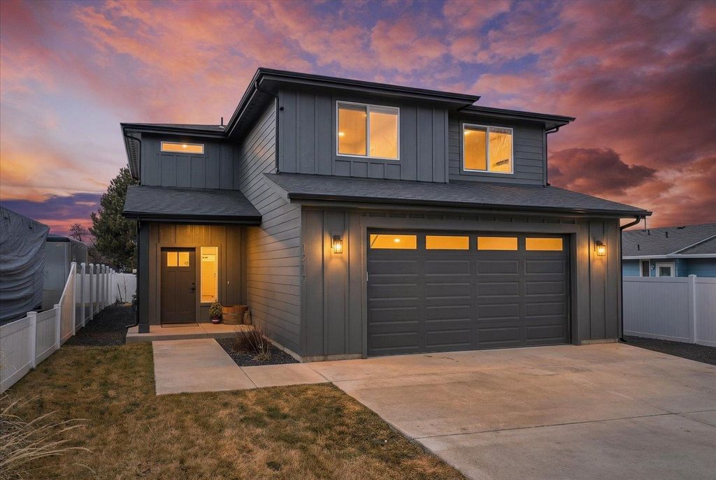 1210 S Torning Ln, Spokane Valley, WA 99037