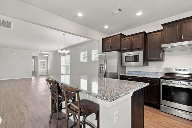 1405 Cannon Ln, Spring Hill, TN 37174