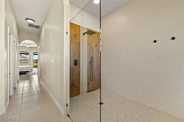 2004 SW 40th TER, Cape Coral, FL 33914