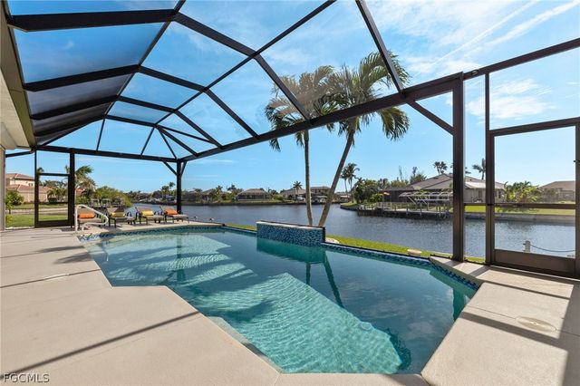 2004 SW 40th TER, Cape Coral, FL 33914