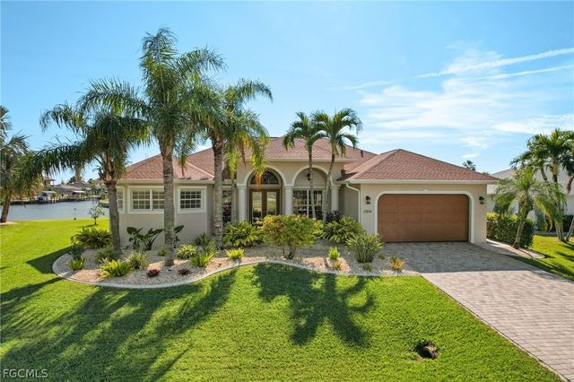 2004 SW 40th TER, Cape Coral, FL 33914