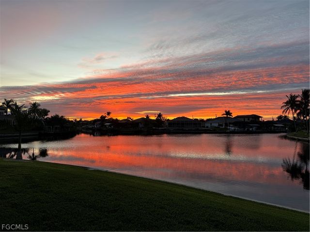 2004 SW 40th TER, Cape Coral, FL 33914