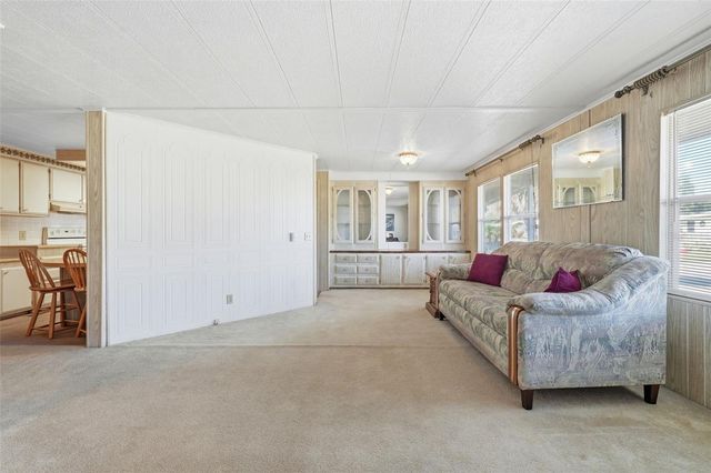 1001 BELMONT CIRCLE, Tavares, FL 32778