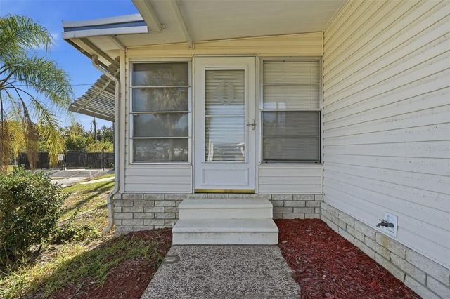 1001 BELMONT CIRCLE, Tavares, FL 32778