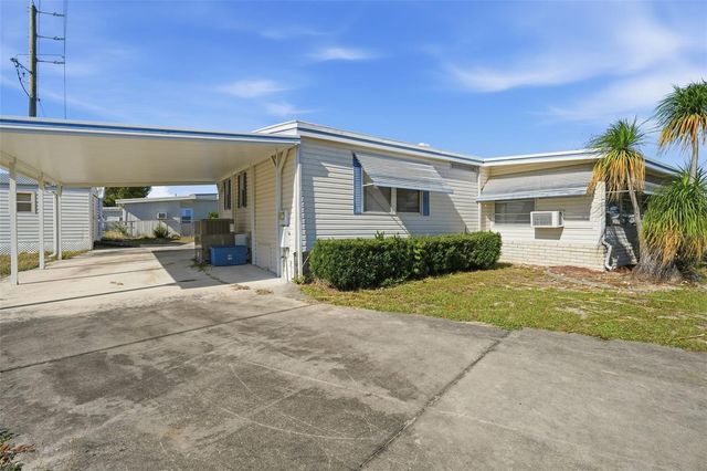 1001 BELMONT CIRCLE, Tavares, FL 32778