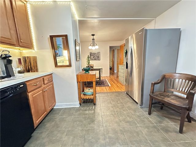 4 Emma Drive, Shaler, PA 15223