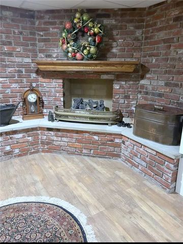 4 Emma Drive, Shaler, PA 15223