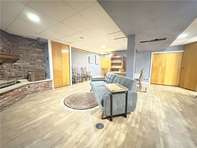 4 Emma Drive, Shaler, PA 15223