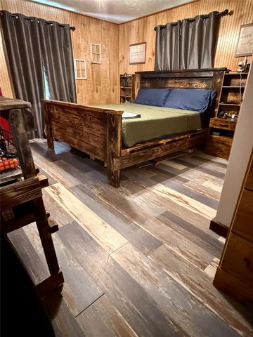 188 Oak Hollow Drive, Huntington, TX 75949