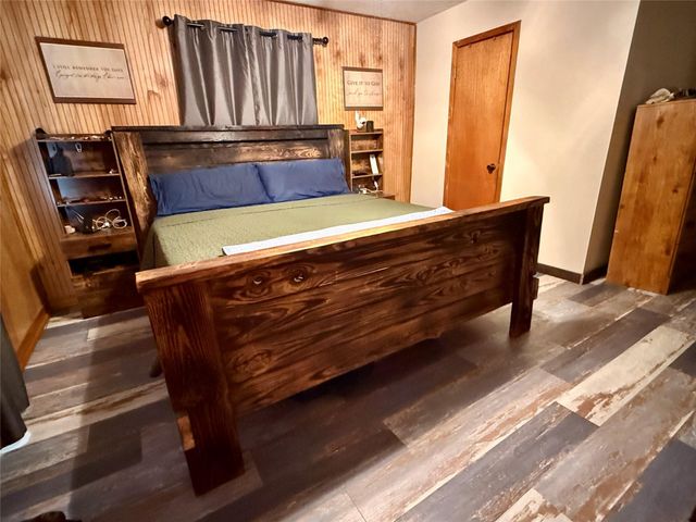 188 Oak Hollow Drive, Huntington, TX 75949