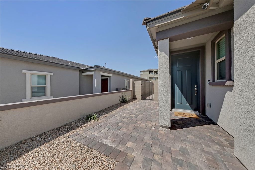 325 Black Turnstone Court, Las Vegas, NV 89138 — photo 4