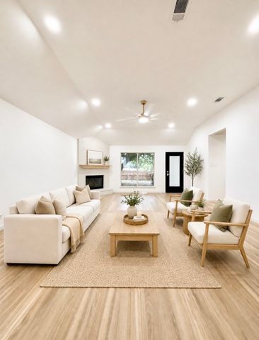 706 Crenshaw Drive, Cedar Hill, TX 75104