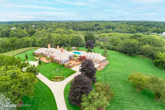 546 Oak Knoll Road, Barrington Hills, IL 60010