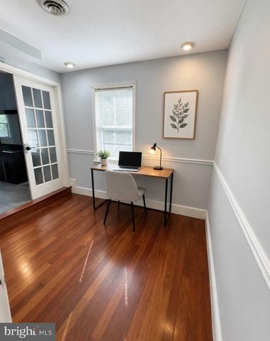 719 FARRAGUT PL NE, Washington, DC 20017