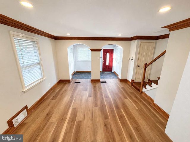 719 FARRAGUT PL NE, Washington, DC 20017