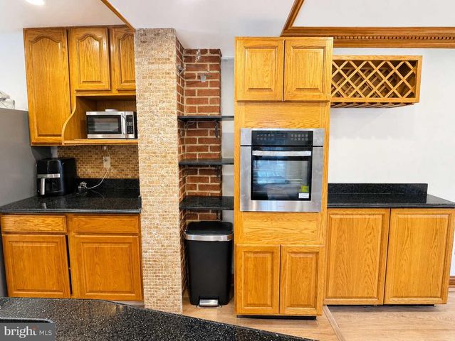 719 FARRAGUT PL NE, Washington, DC 20017