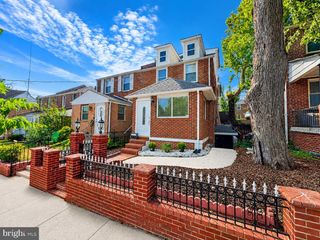719 FARRAGUT PL NE, Washington, DC 20017
