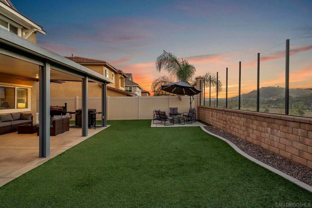 35552 Asturian Way, Fallbrook, CA 92028 — photo 2