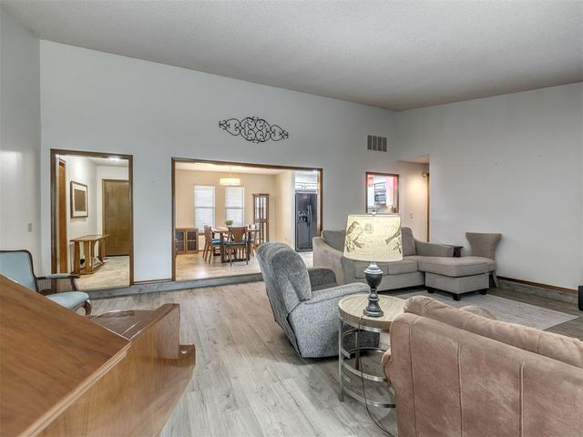 8208 NW 118th Street, Oklahoma City, OK 73162