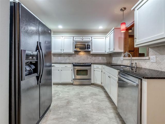 8208 NW 118th Street, Oklahoma City, OK 73162