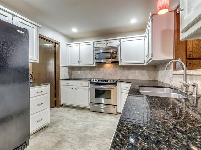 8208 NW 118th Street, Oklahoma City, OK 73162
