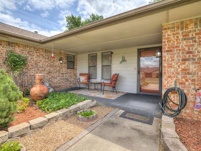 8208 NW 118th Street, Oklahoma City, OK 73162