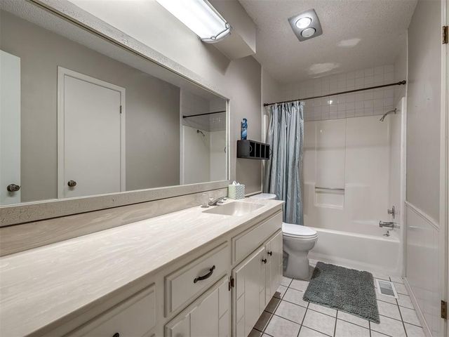 8208 NW 118th Street, Oklahoma City, OK 73162