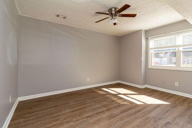 8691 Ashley Way, Douglasville, GA 30134