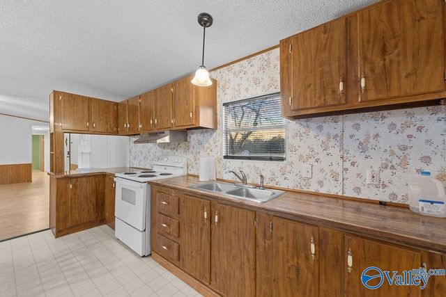 2202 County Road 57, Dawson, AL 35961