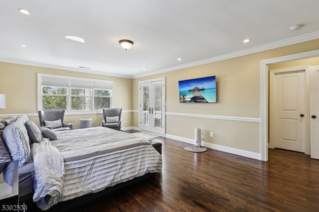 23 W Spring St, Somerville Boro, NJ 08876