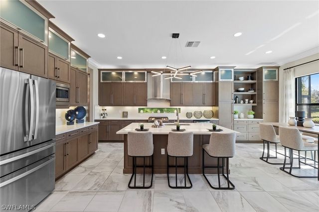 4032 Nova LN, Naples, FL 34119