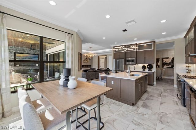 4032 Nova LN, Naples, FL 34119