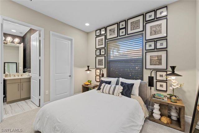 4032 Nova LN, Naples, FL 34119