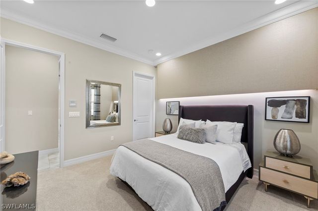 4032 Nova LN, Naples, FL 34119