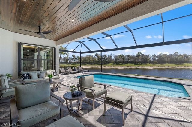 4032 Nova LN, Naples, FL 34119