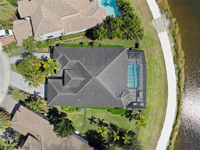 4032 Nova LN, Naples, FL 34119