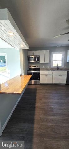 9258 TOMSTOWN RD, Waynesboro, PA 17268