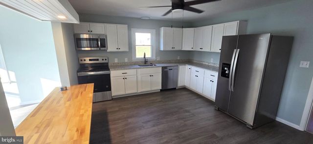 9258 TOMSTOWN RD, Waynesboro, PA 17268