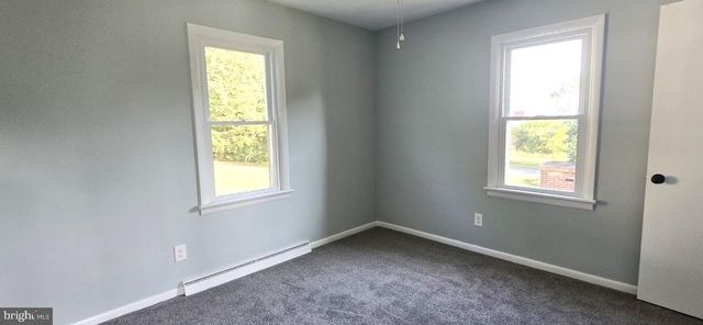 9258 TOMSTOWN RD, Waynesboro, PA 17268