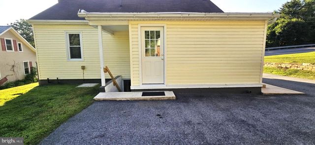 9258 TOMSTOWN RD, Waynesboro, PA 17268